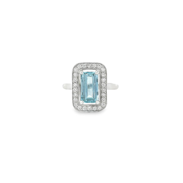 18ct white gold Aqua & Diamond ring