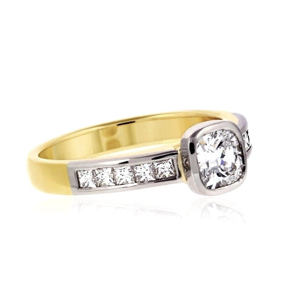 18ct Gold Cushion Diamond Ring