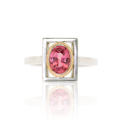 18ct Gold Pink Oval Sapphire Ring